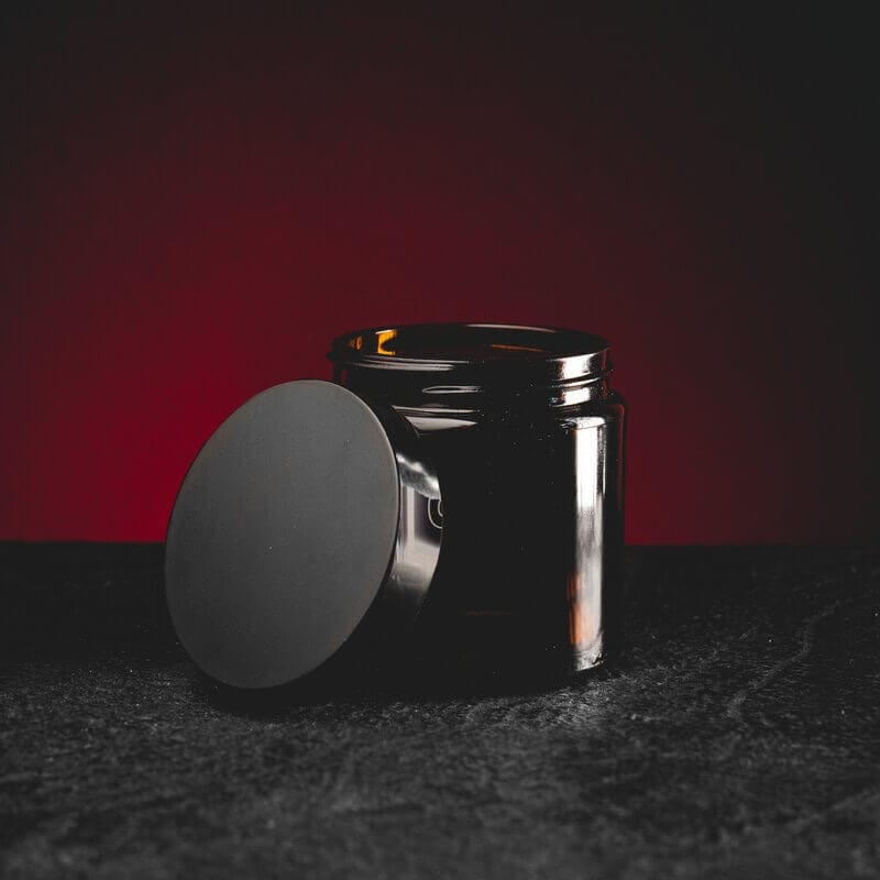 Üvegek gyógynövények, virágok és hhc számára